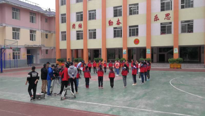 让产品 “动” 起来！优质峨山产品视频拍摄公司是怎么炼成的？